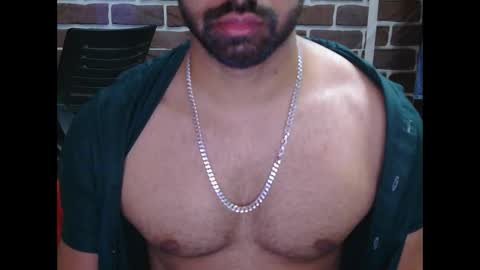 Vicky online show from February 2025 05:59:01 PM