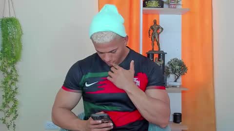 kale thomson online show from December 2024 01:35:02 PM