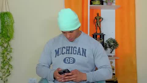 kale thomson online show from December 2024 12:27:01 PM