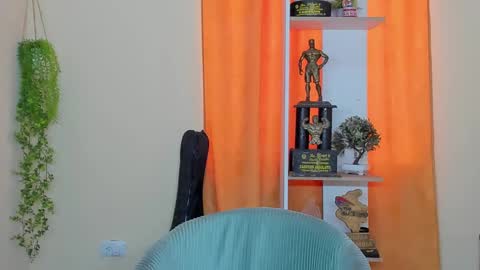 kale thomson online show from December 2024 02:44:01 PM