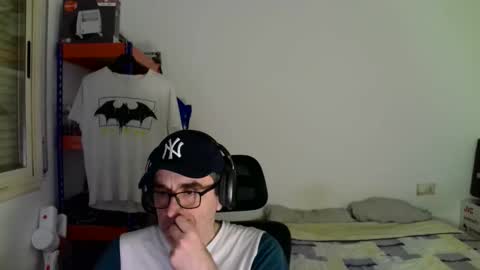 Snapshot of kalem48 chatting on March 2026 12:26:02 AM MusicMen49 online show from March 2026 12:26:02 AM