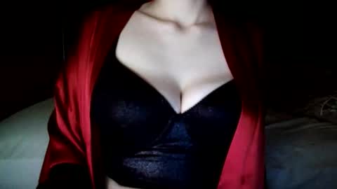 Snapshot of kalieen3 chatting on March 2026 06:08:02 AM kaliyen online show from March 2026 06:08:02 AM