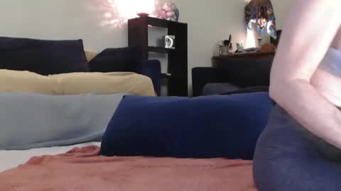 Snapshot of kalikushdreamz chatting on June 2026 01:32:02 PM Tara Smith online show from June 2026 01:32:02 PM