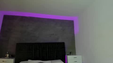 Carolina   online show from March 2025 02:54:01 PM