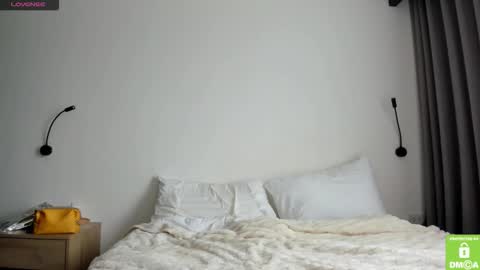 Kalisee  online show from December 2025 05:45:02 AM