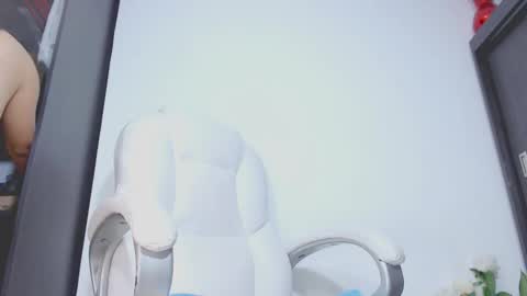 Snapshot of kally_higgins chatting on October 2025 02:55:02 AM Hannah online show from October 2025 02:55:02 AM