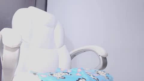 Snapshot of kally_higgins chatting on November 2025 06:55:02 PM Hannah online show from November 2025 06:55:02 PM