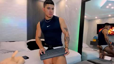 Snapshot of kalyan_casstelo chatting on October 2025 09:03:02 PM kalyan castelo online show from October 2025 09:03:02 PM