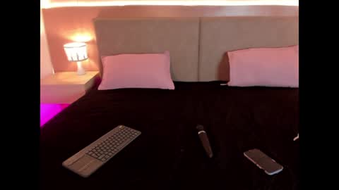 Snapshot of kalyx_lana chatting on July 2026 07:32:01 PM kalyx_lana online show from July 2026 07:32:01 PM