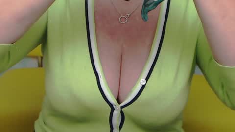 KamaliaSim online show from January 2025 11:32:02 PM