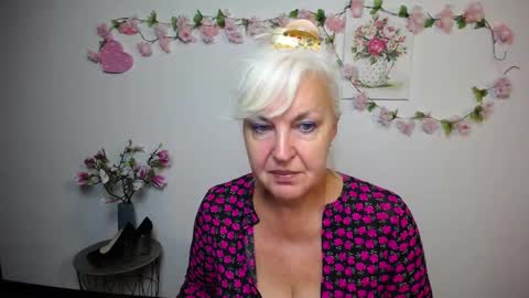 KamaliaSim online show from September 2025 06:51:01 PM