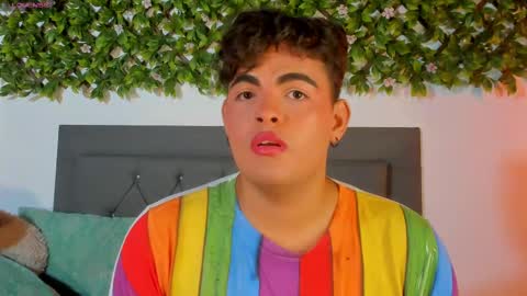 camilo  independent model online show from September 2025 01:27:01 PM