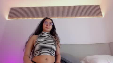 Snapshot of kami_kaze_ chatting on July 2026 08:11:01 PM KamiKaze online show from July 2026 08:11:01 PM