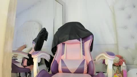    online show from December 2024 03:12:02 PM