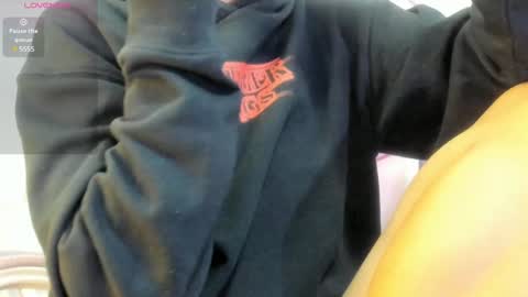    online show from January 2025 12:11:02 PM