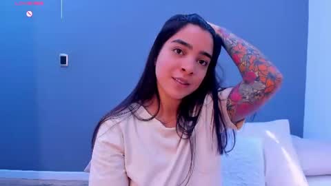 Snapshot of kamilabetancourt chatting on June 2026 01:54:02 PM Kamila Betancourt online show from June 2026 01:54:02 PM