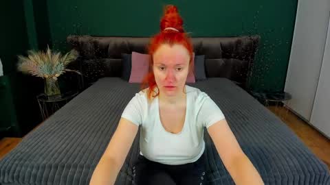 kamilahot25 online show from February 2025 05:43:02 PM