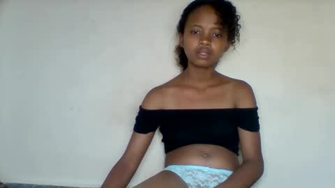 kamillah69 online show from November 2025 07:05:02 PM