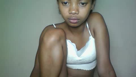 kamillah69 online show from February 2026 01:06:02 AM