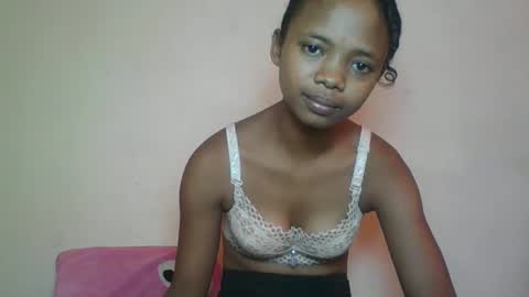 kamillah69 online show from February 2026 05:19:02 AM