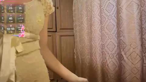 Mari  Simmons online show from November 2025 08:24:01 AM