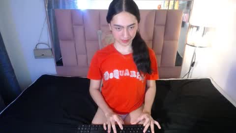 -- kammi -- online show from October 2025 01:26:01 AM