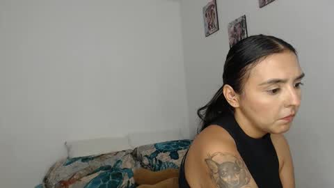 kammy   y   camila online show from February 2026 11:34:02 PM