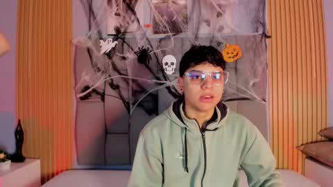 kandyfrees online show from October 2025 11:25:01 AM