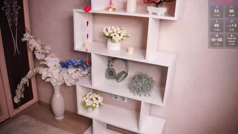 Alice online show from October 2025 03:36:02 AM