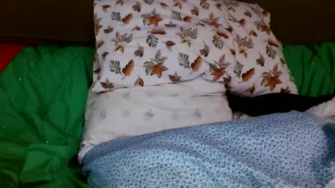 kaonashi69 online show from October 2025 12:59:02 PM