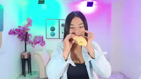 Kaori online show from September 2025 12:19:01 PM