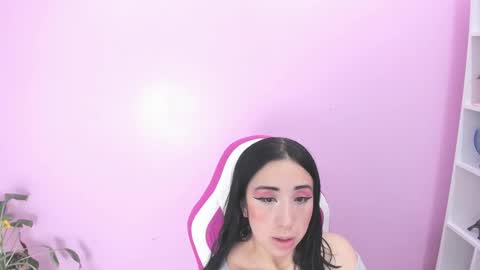 kaory_azumi online show from December 2024 06:39:01 PM