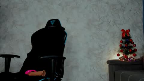 Emma online show from January 2025 04:04:01 AM