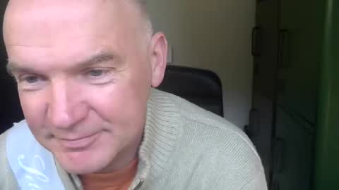 Robbie online show from February 2025 03:57:02 PM