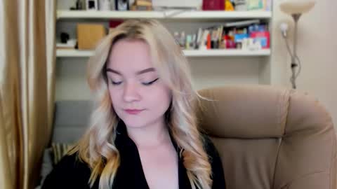 Kara. Off from 15th till 24th of December online show from September 2025 11:06:02 PM