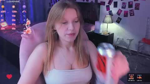 Snapshot of karambamoon chatting on May 2026 08:43:02 PM Lera online show from May 2026 08:43:02 PM
