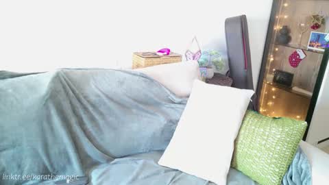 I am here around 5am GMT karathemagic online show from February 2025 07:56:01 AM