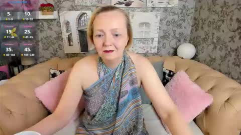 Snapshot of karen_villis chatting on November 2025 09:19:02 AM Karen online show from November 2025 09:19:02 AM