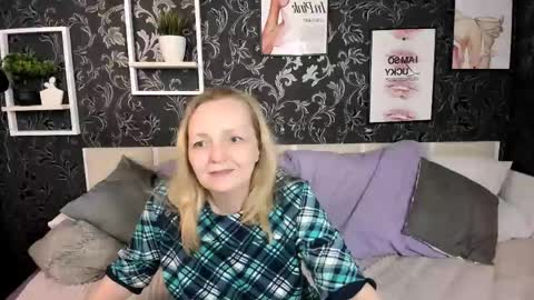 Karen online show from May 2026 11:59:01 AM