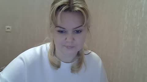 Snapshot of karennelsonx chatting on February 2025 07:14:02 PM karennelsonx online show from February 2025 07:14:02 PM