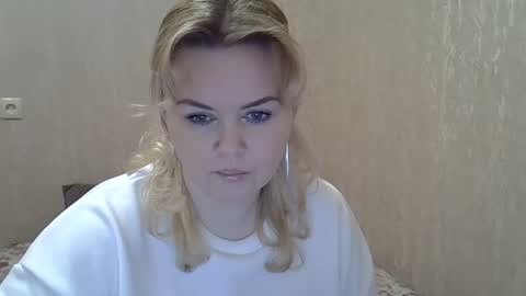 Snapshot of karennelsonx chatting on February 2025 02:18:01 PM karennelsonx online show from February 2025 02:18:01 PM