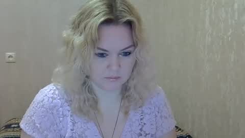 Snapshot of karennelsonx chatting on February 2025 12:00:02 PM karennelsonx online show from February 2025 12:00:02 PM