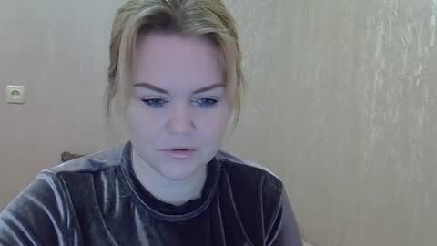 Snapshot of karennelsonx chatting on February 2025 09:32:02 AM karennelsonx online show from February 2025 09:32:02 AM