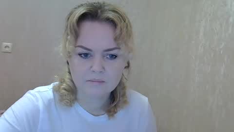 Snapshot of karennelsonx chatting on February 2025 09:10:01 AM karennelsonx online show from February 2025 09:10:01 AM