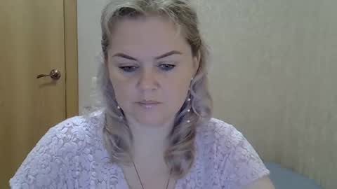 Snapshot of karennelsonx chatting on September 2025 08:47:02 AM karennelsonx online show from September 2025 08:47:02 AM