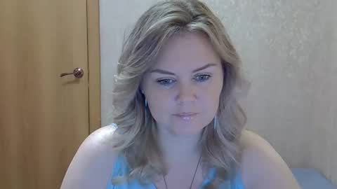 Snapshot of karennelsonx chatting on November 2025 01:01:02 PM karennelsonx online show from November 2025 01:01:02 PM