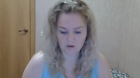 Snapshot of karennelsonx chatting on November 2025 08:13:02 AM karennelsonx online show from November 2025 08:13:02 AM