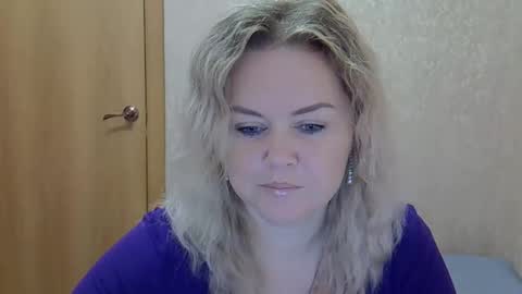 Snapshot of karennelsonx chatting on November 2025 11:27:02 AM karennelsonx online show from November 2025 11:27:02 AM