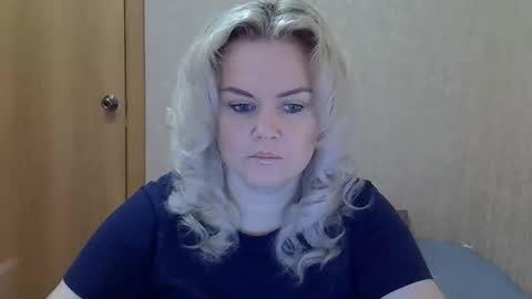 karennelsonx online show from January 2026 09:36:02 AM