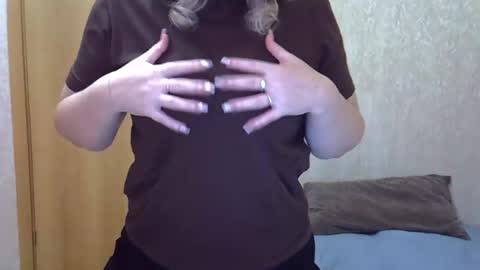 karennelsonx online show from March 2026 09:09:02 AM